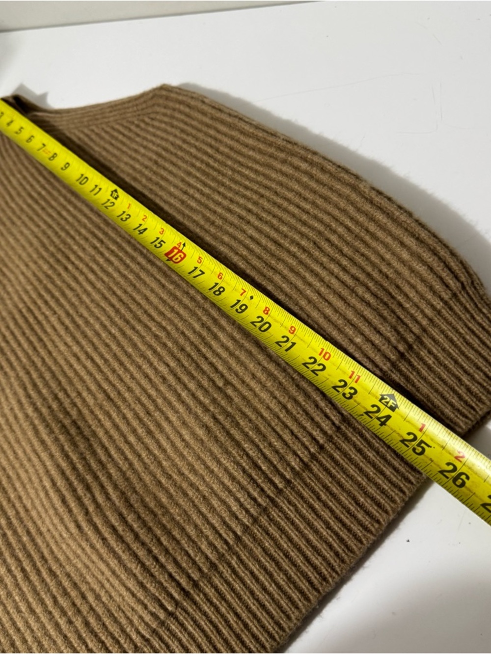 Stella McCartney wool Camel-Brown Ribbed Sleeveless Turtleneck Sweater Vest 40 - Picture 8 of 8